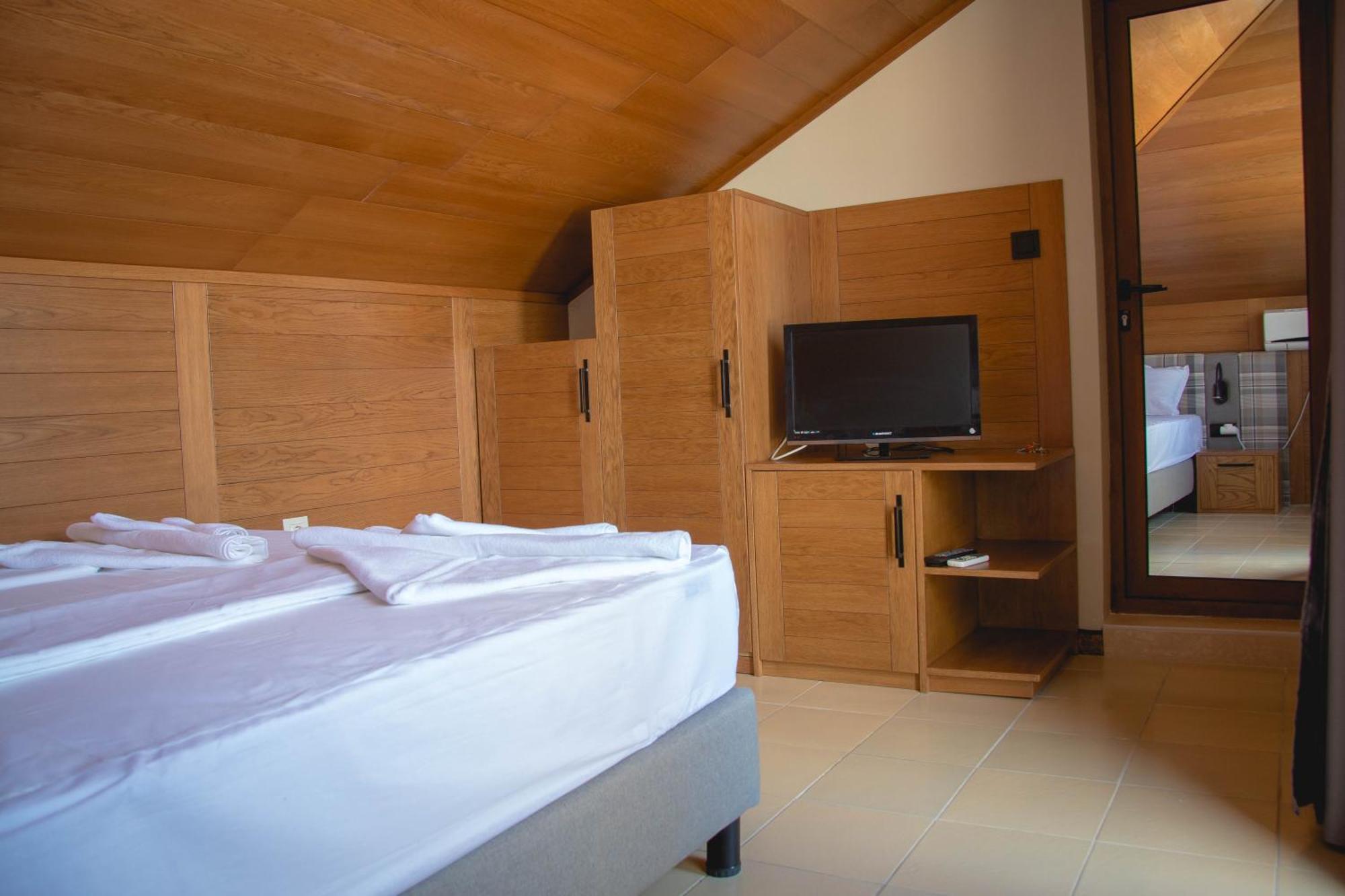 Prince Cyril Hotel Nesebar Exterior photo